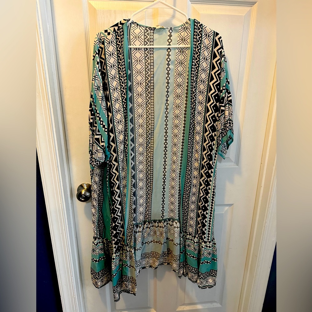 Easel large  short sleeve kimono